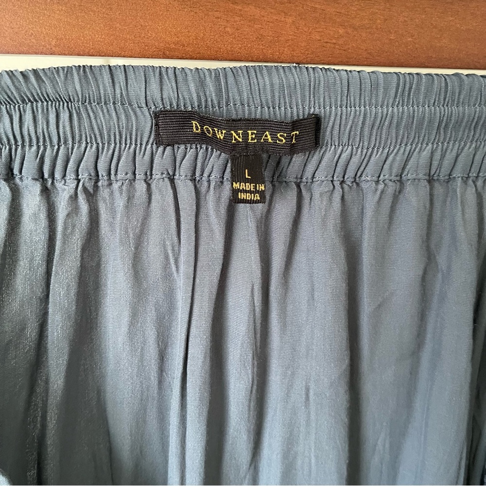 DownEast Gray Asymmetrical Pleated Midi Skirt - Picture 4 of 7
